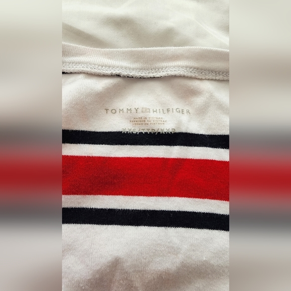 Top - Picture 2 of 6